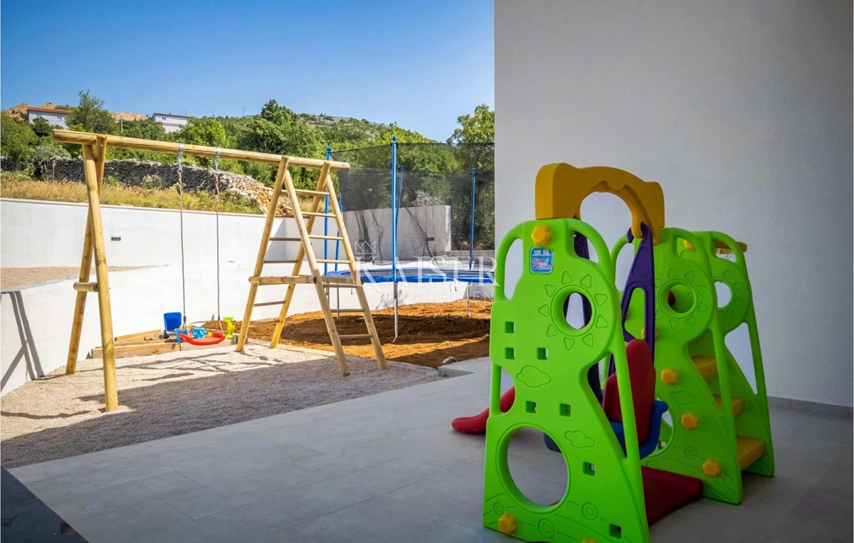 Nuova villa con vista mare vicino a Zara