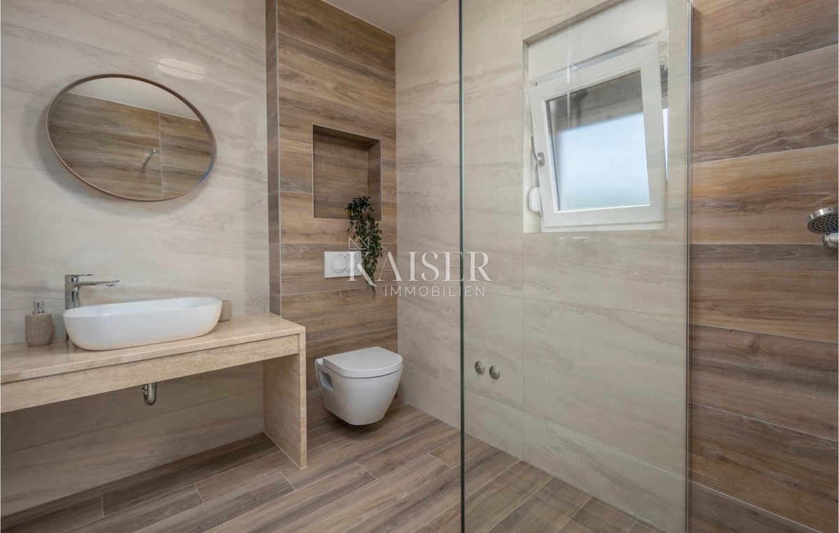 Nuova villa con vista mare vicino a Zara