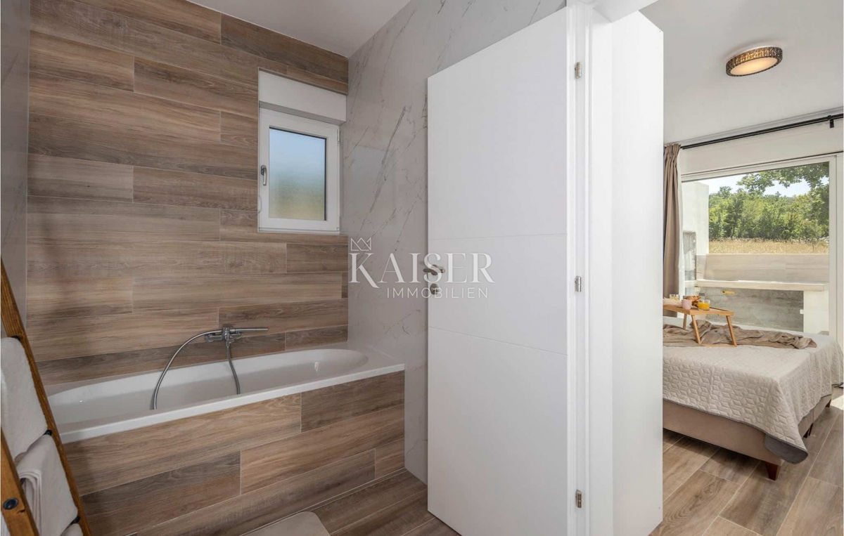 Nuova villa con vista mare vicino a Zara