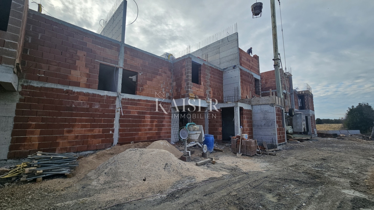 Umago, Istria, casa a schiera in un nuovo edificio con vista mare