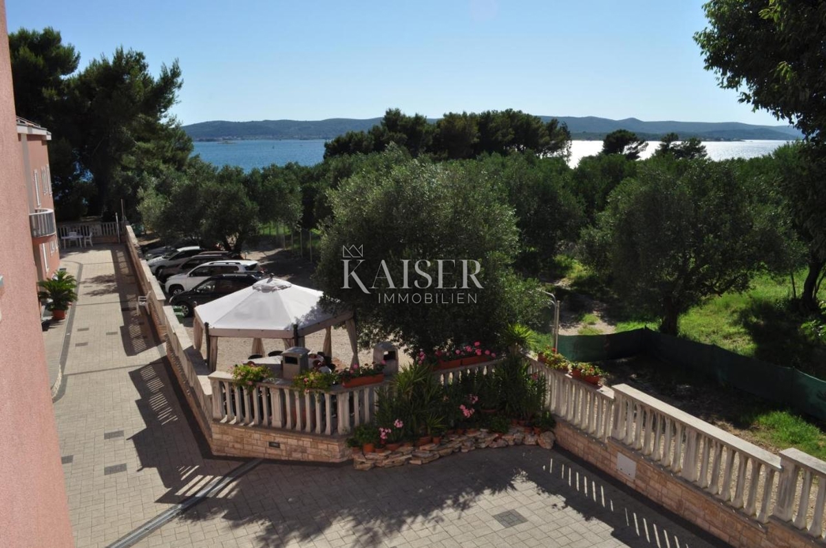 Proprietà fronte mare Sveti Filip Jakov