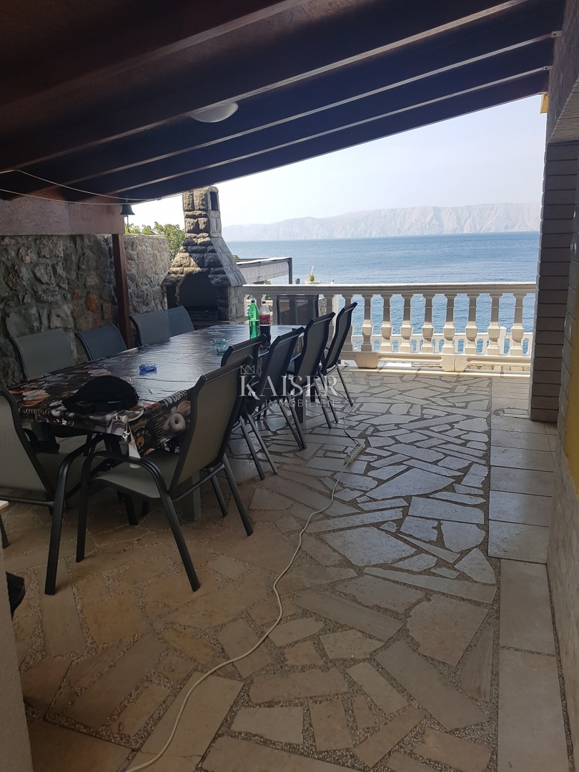 Casa sul mare vicino a Novi Vinodolski