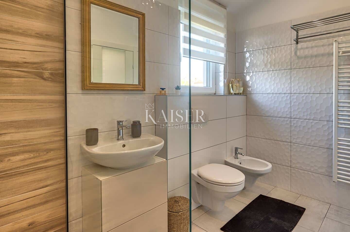 Casa con piscina vicino a Dignano