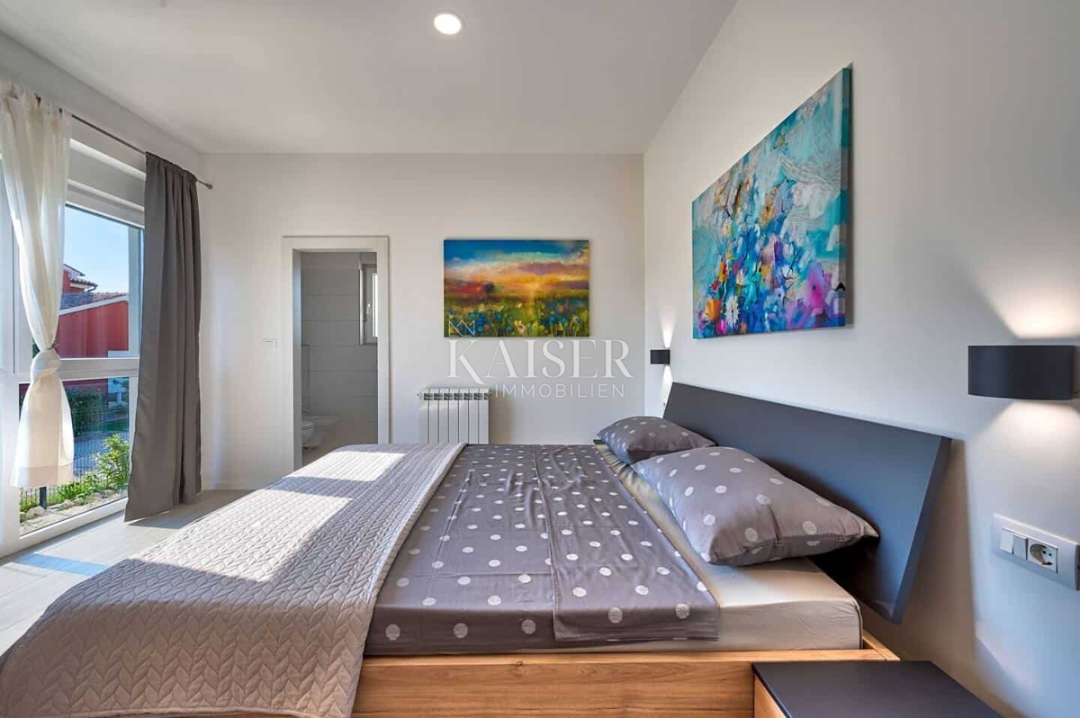 Casa con piscina vicino a Dignano