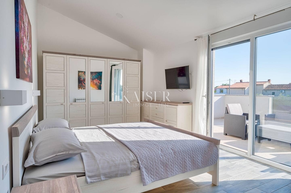 Casa con piscina vicino a Dignano