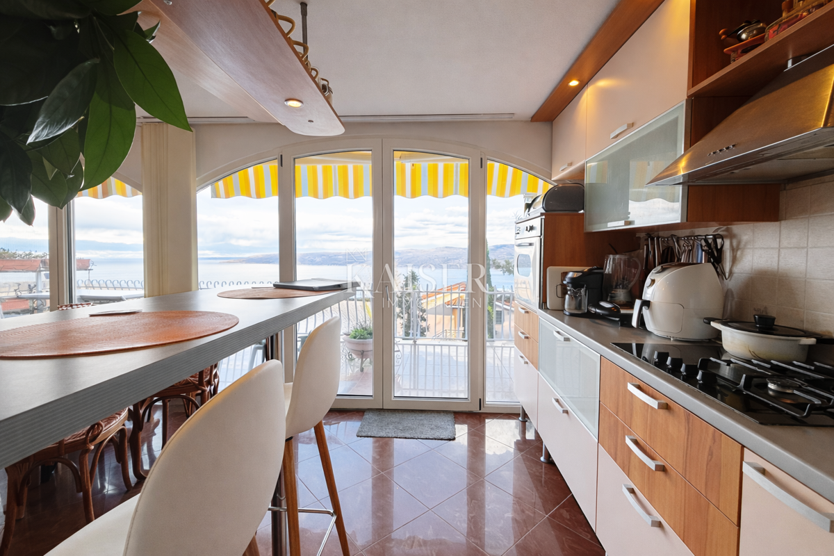 Opatija, Brseč - vista panoramica sul mare, casa, 243 m2