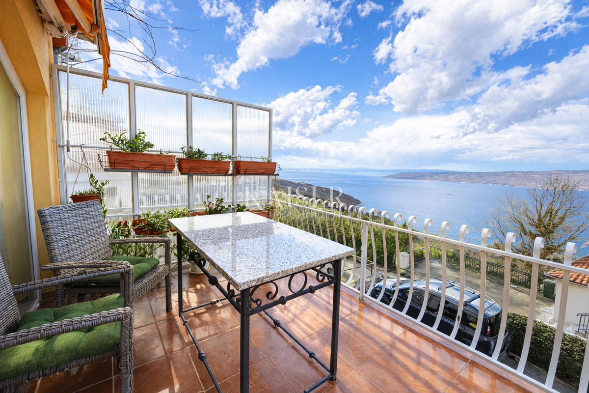 Opatija, Brseč - vista panoramica sul mare, casa, 243 m2
