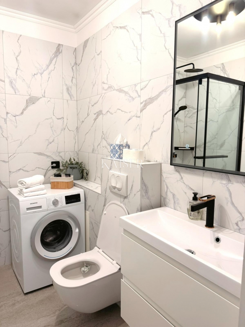 Zara - Tiz, appartamento con tre camere da letto e vista mare