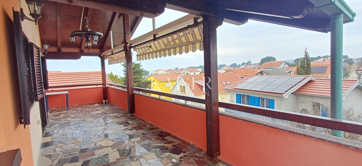 Vir – Appartamento con terrazza e vista mare, a 120 m dalla spiaggia