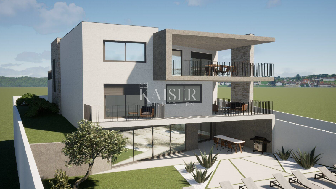 Istria - Parenzo, villa di lusso con ascensore, piscina interna ed esterna