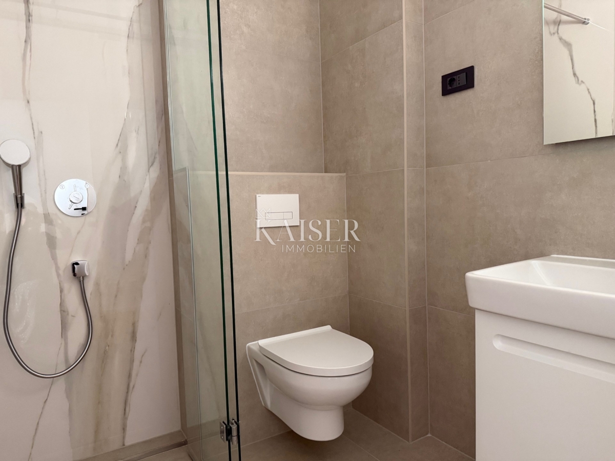 Opatija, Lovran - appartamento in un edificio nuovo con una splendida vista e giardino