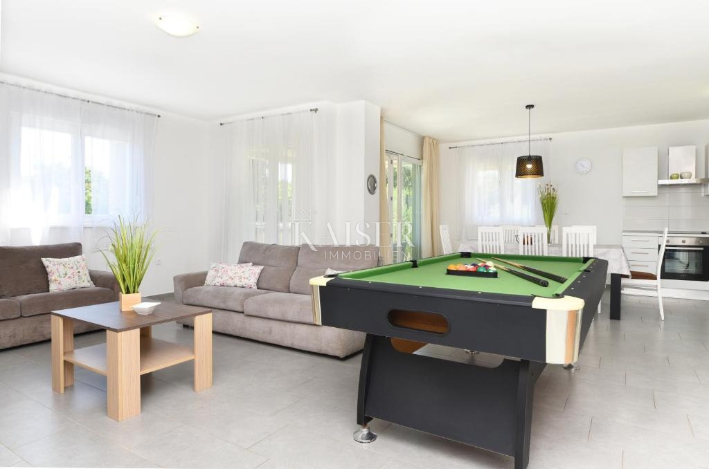 Istria, Rabac - casa con vista mare e piscina, 220 m2