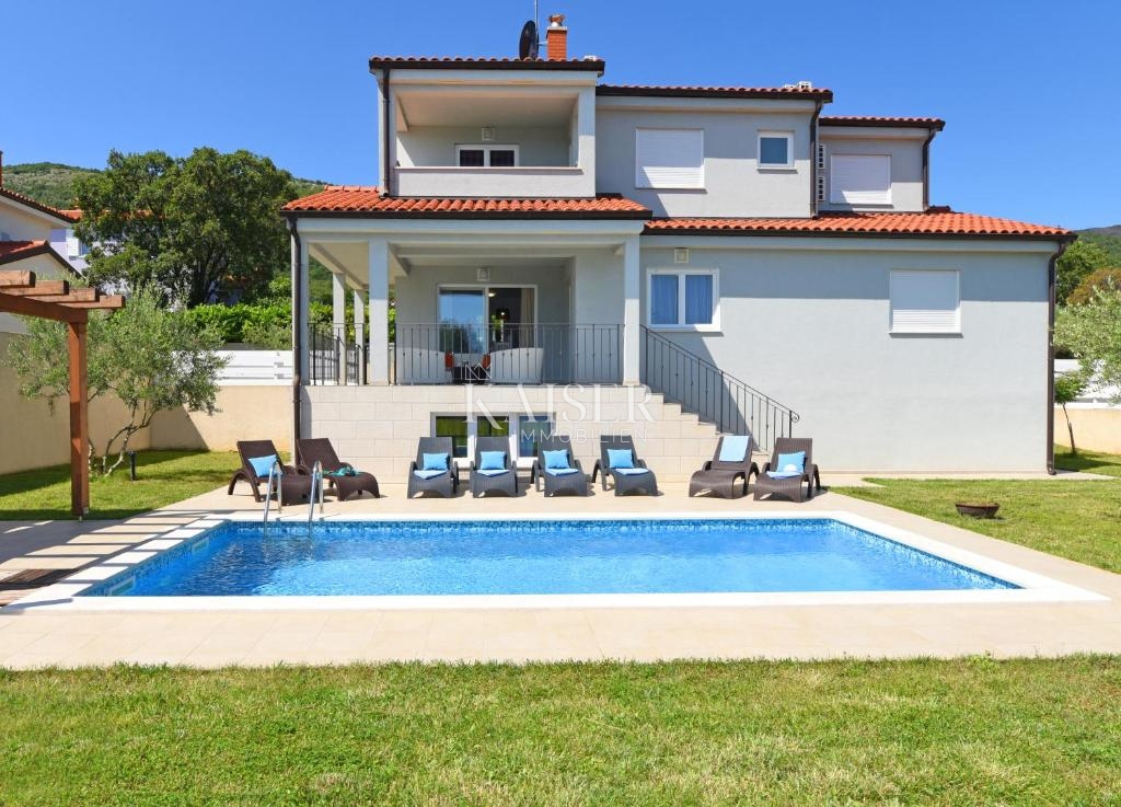 Istria, Rabac - casa con vista mare e piscina, 220 m2