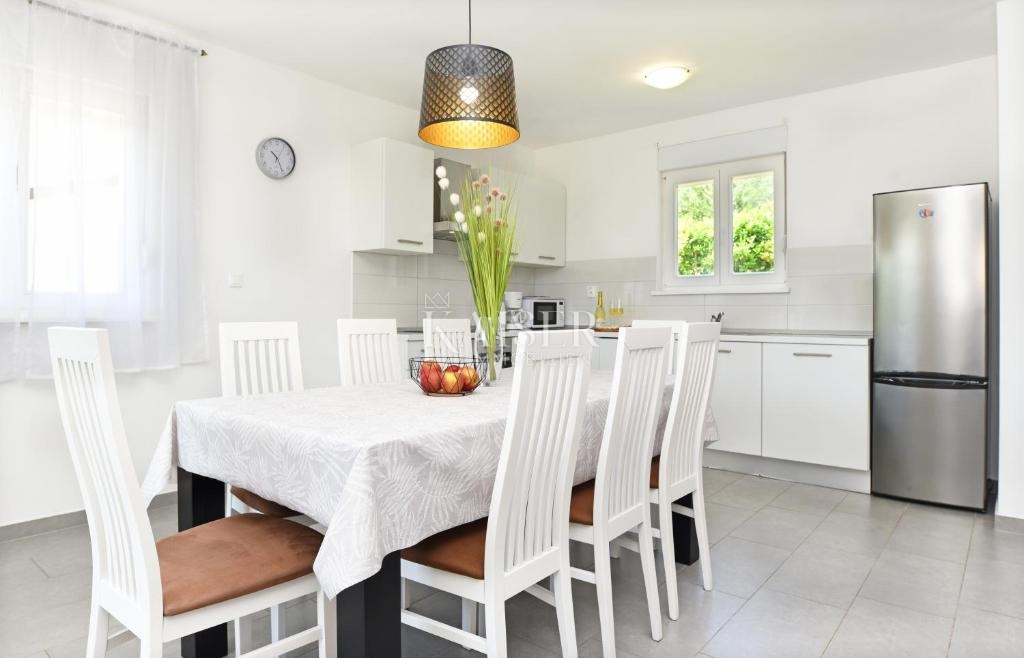 Istria, Rabac - casa con vista mare e piscina, 220 m2