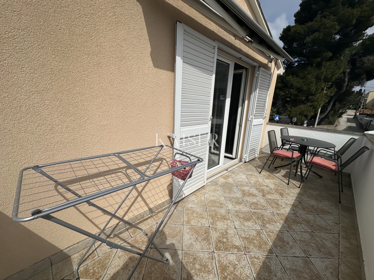 Zara, Diklo - casa di 98 m2 vicino alla spiaggia, a 30 m dal mare.