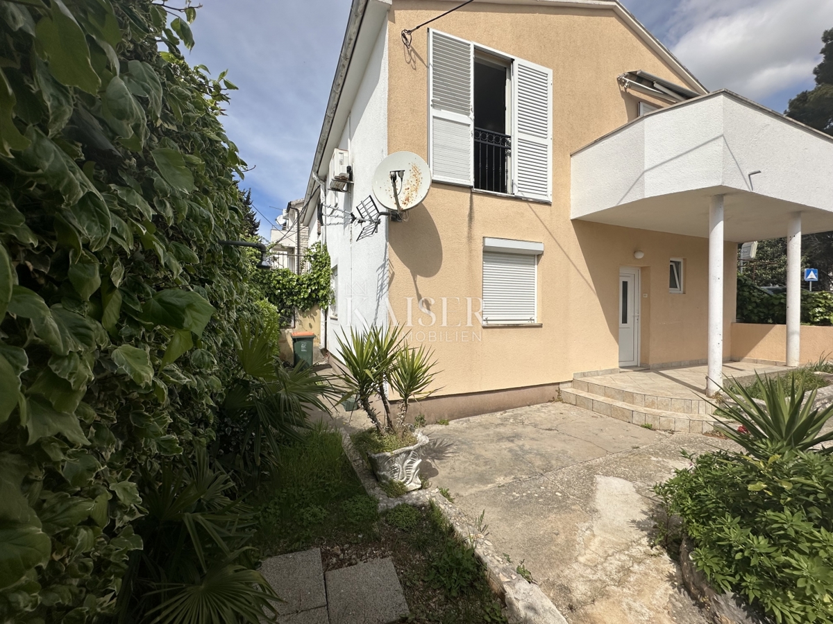 Zara, Diklo - casa di 98 m2 vicino alla spiaggia, a 30 m dal mare.