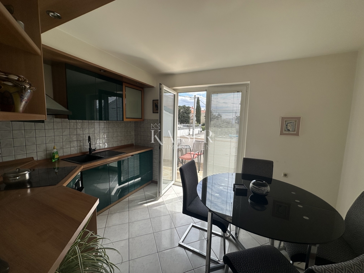 Zara, Diklo - casa di 98 m2 vicino alla spiaggia, a 30 m dal mare.