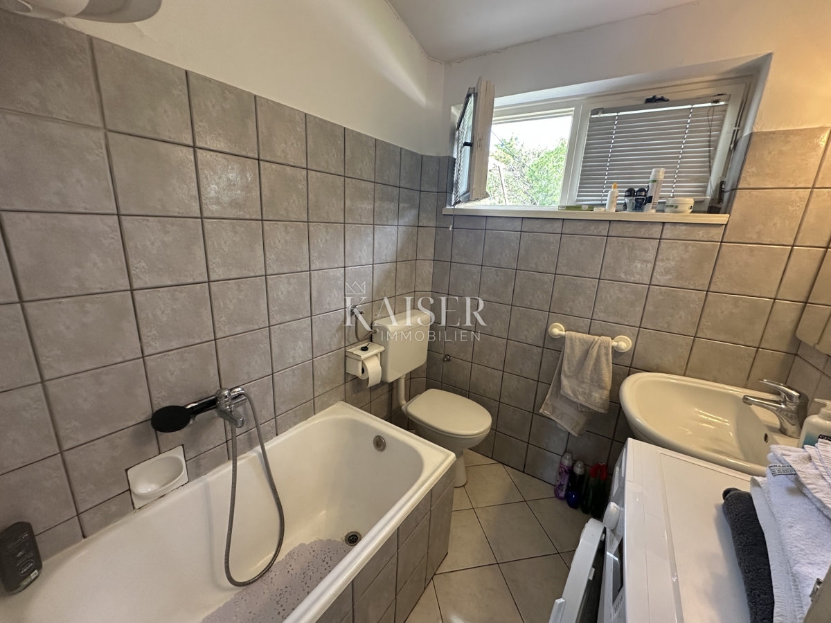 Zara, Diklo - casa di 98 m2 vicino alla spiaggia, a 30 m dal mare.