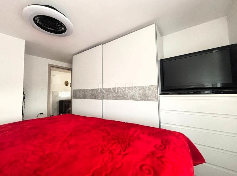 Isola di Pag – Kolan, 2 unità, cortile, parcheggio