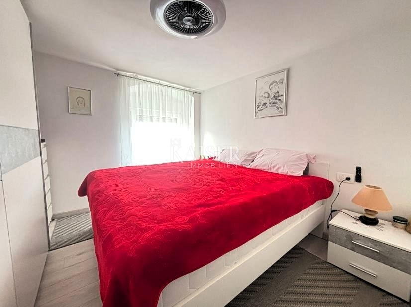 Isola di Pag – Kolan, 2 unità, cortile, parcheggio