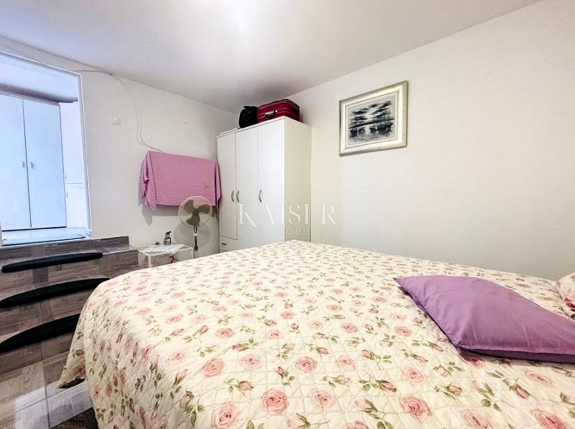 Isola di Pag – Kolan, 2 unità, cortile, parcheggio