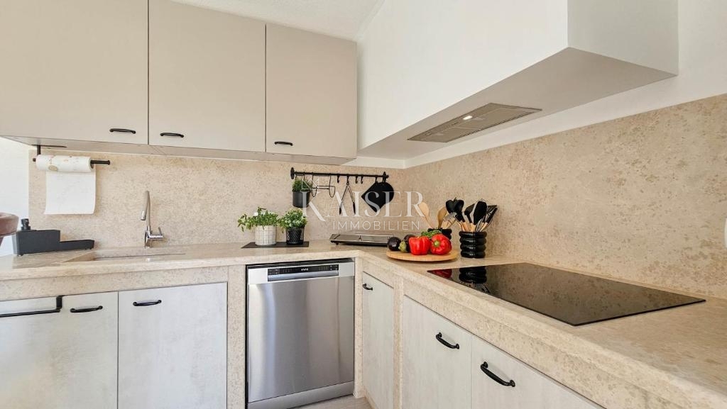 Umag, Zambratija, Istria, splendida villa con piscina e vista mare