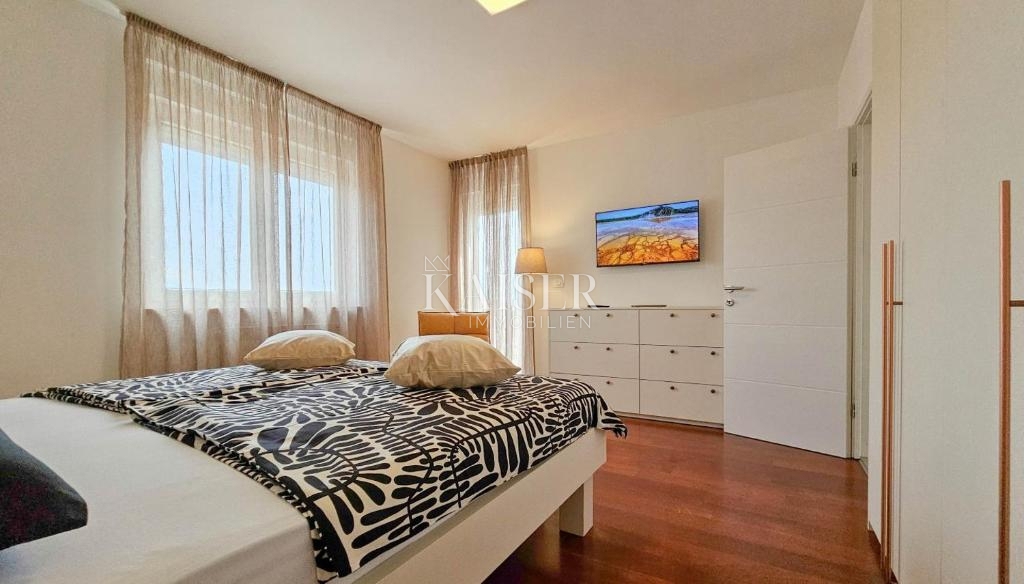 Umag, Zambratija, Istria, splendida villa con piscina e vista mare