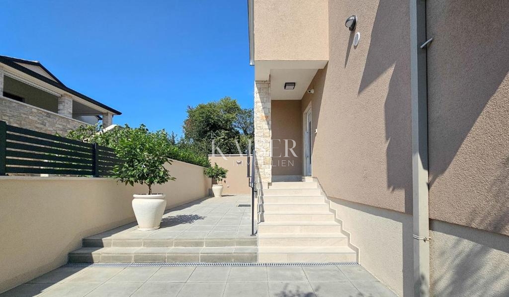 Umag, Zambratija, Istria, splendida villa con piscina e vista mare