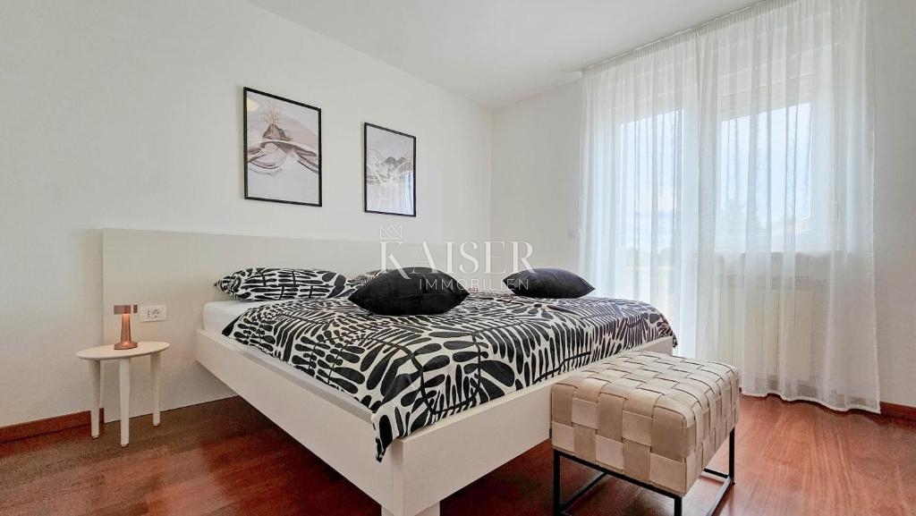 Umag, Zambratija, Istria, splendida villa con piscina e vista mare