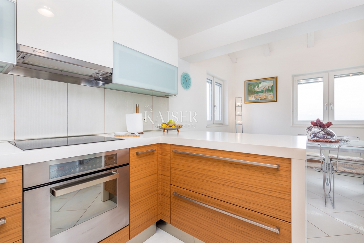 Appartamento Opatija - Centar, Opatija, 135,32m2