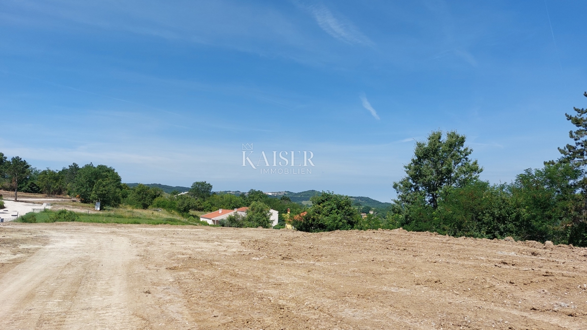 Istria, Montona - terreno edificabile con vista panoramica