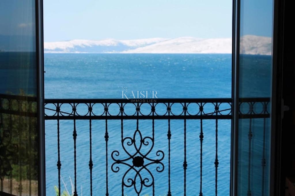 Senj, Senj - casa prima fila al mare