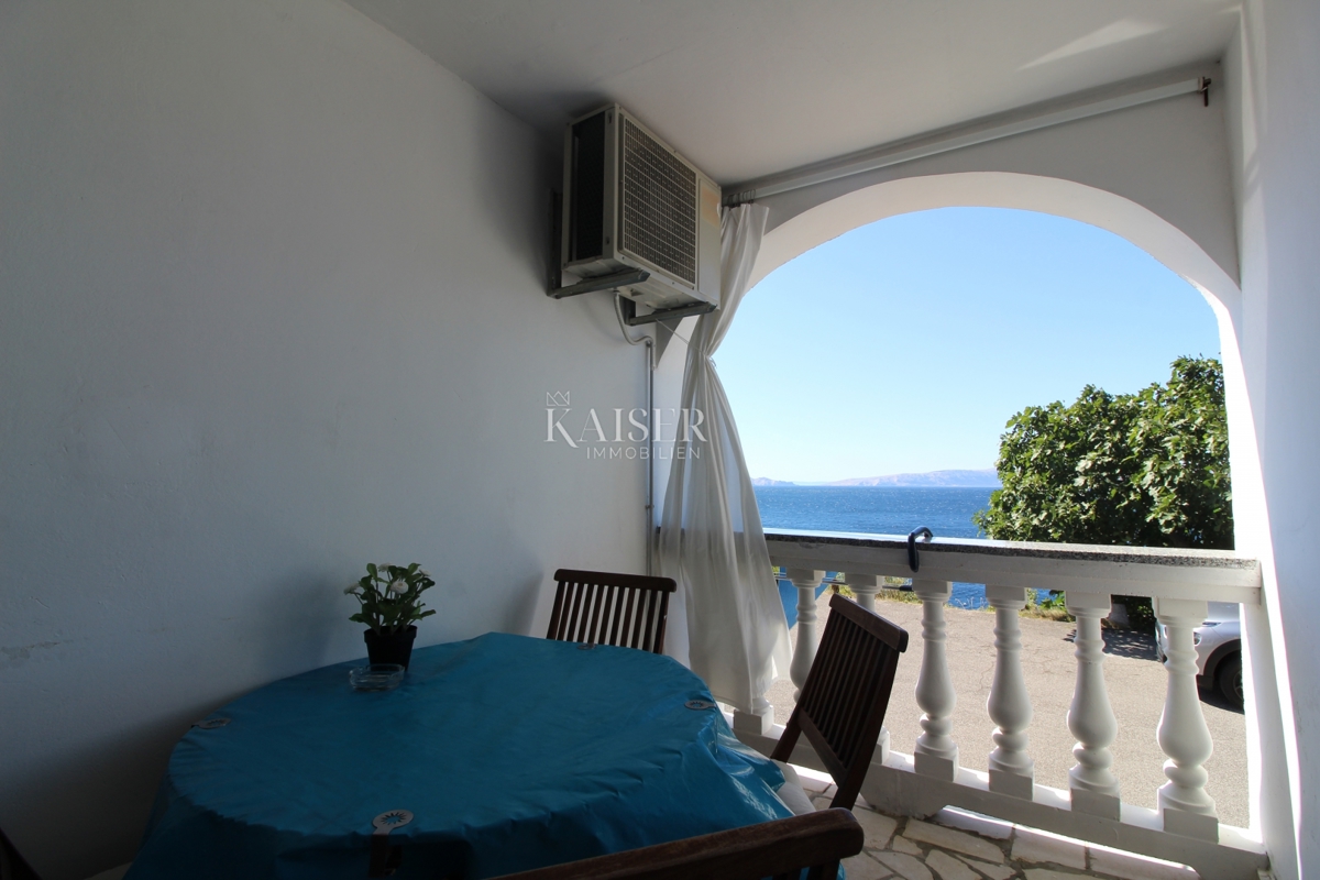 Senj, Senj - casa prima fila al mare