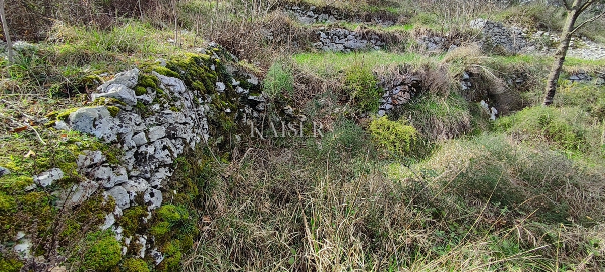 Mošćenice - terreno con vista panoramica sul mare, 2.250 m2