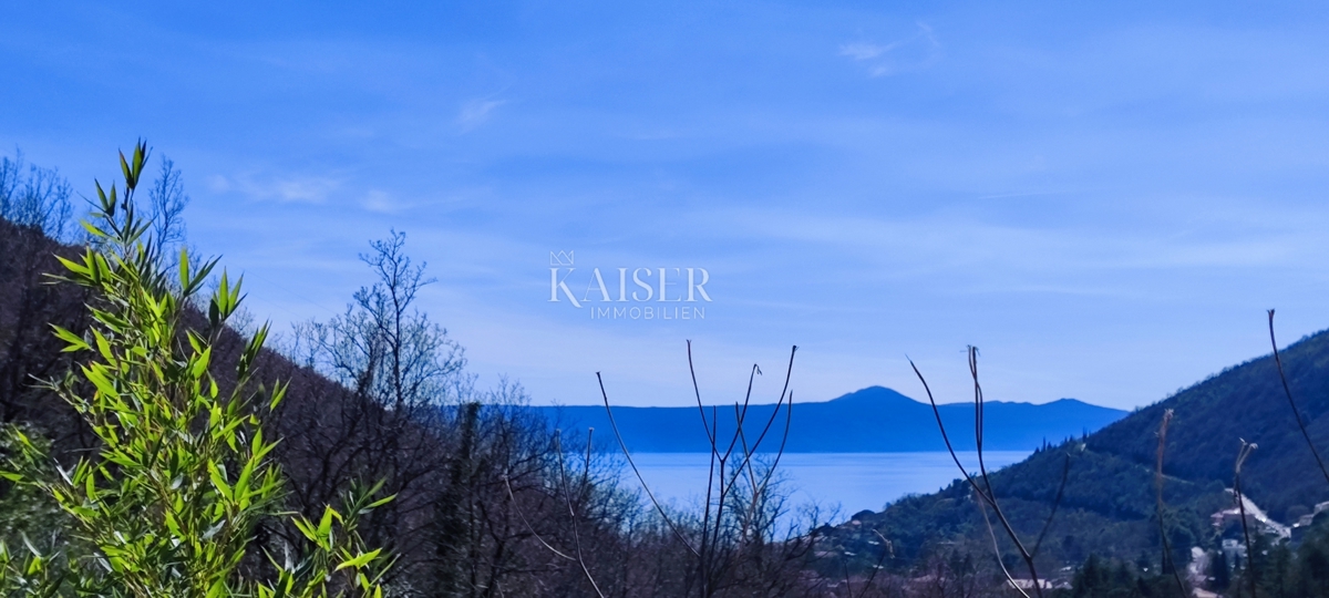 Mošćenička Draga - terreno con progetto, 957 m2