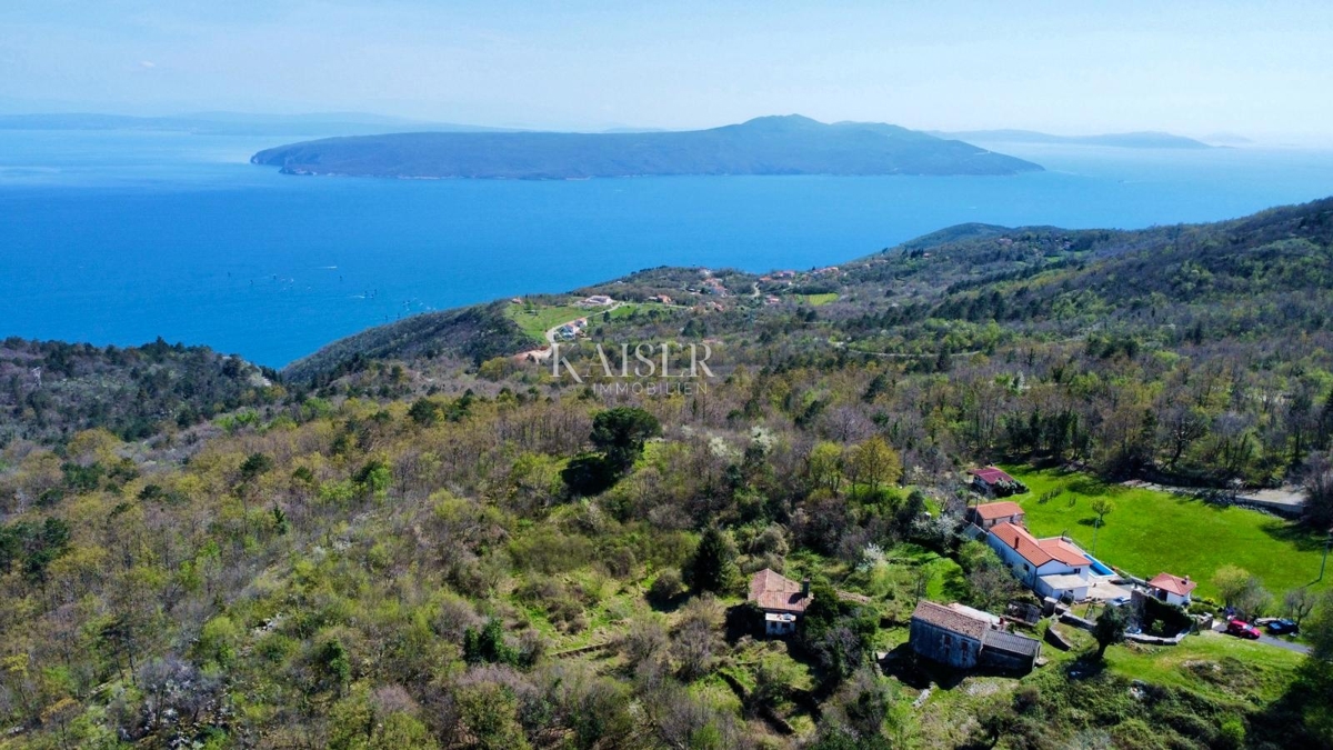 Mošćenička Draga - terreno, 8.000 m2