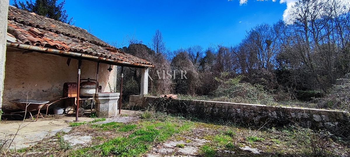 Mošćenička Draga - terreno, 8.000 m2