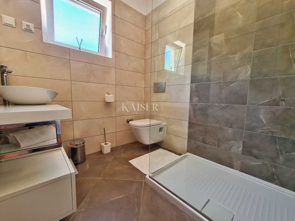 Istria - Parenzo, villa di lusso con vista mare e sauna