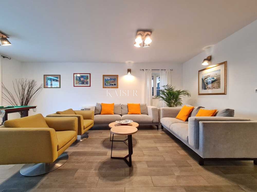 Istria - Parenzo, villa di lusso con vista mare e sauna