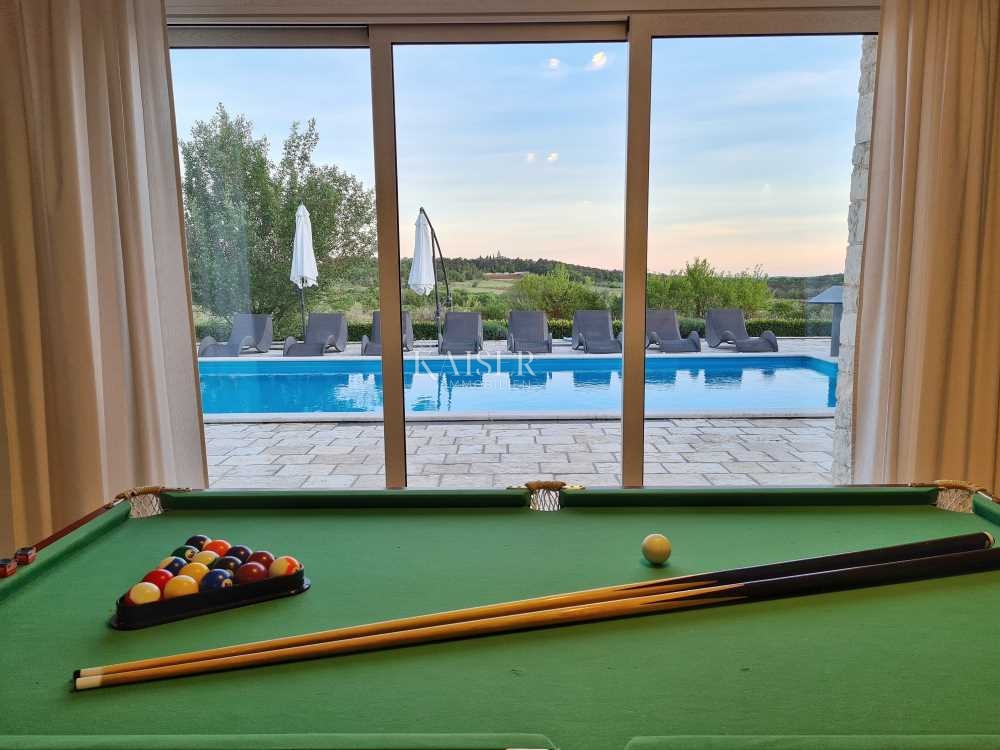 Istria - Parenzo, villa di lusso con vista mare e sauna