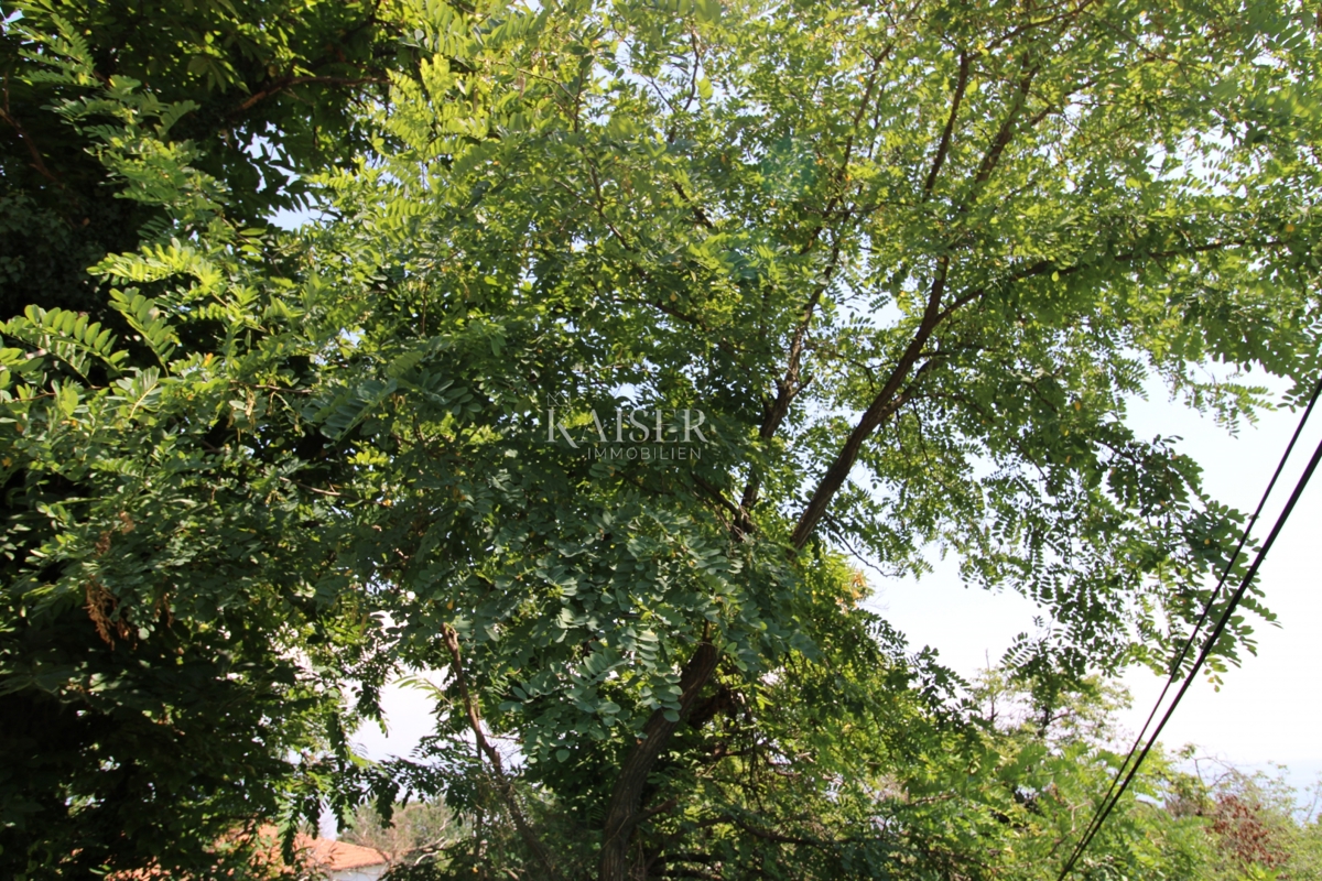 Земля під забудову Lovran, 1.120m2