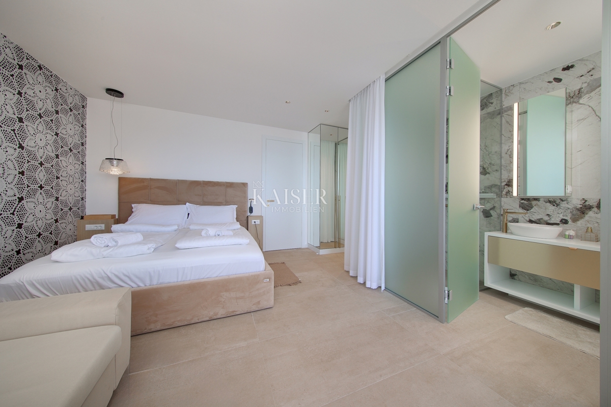 Ville Lun, Novalja, 305m2