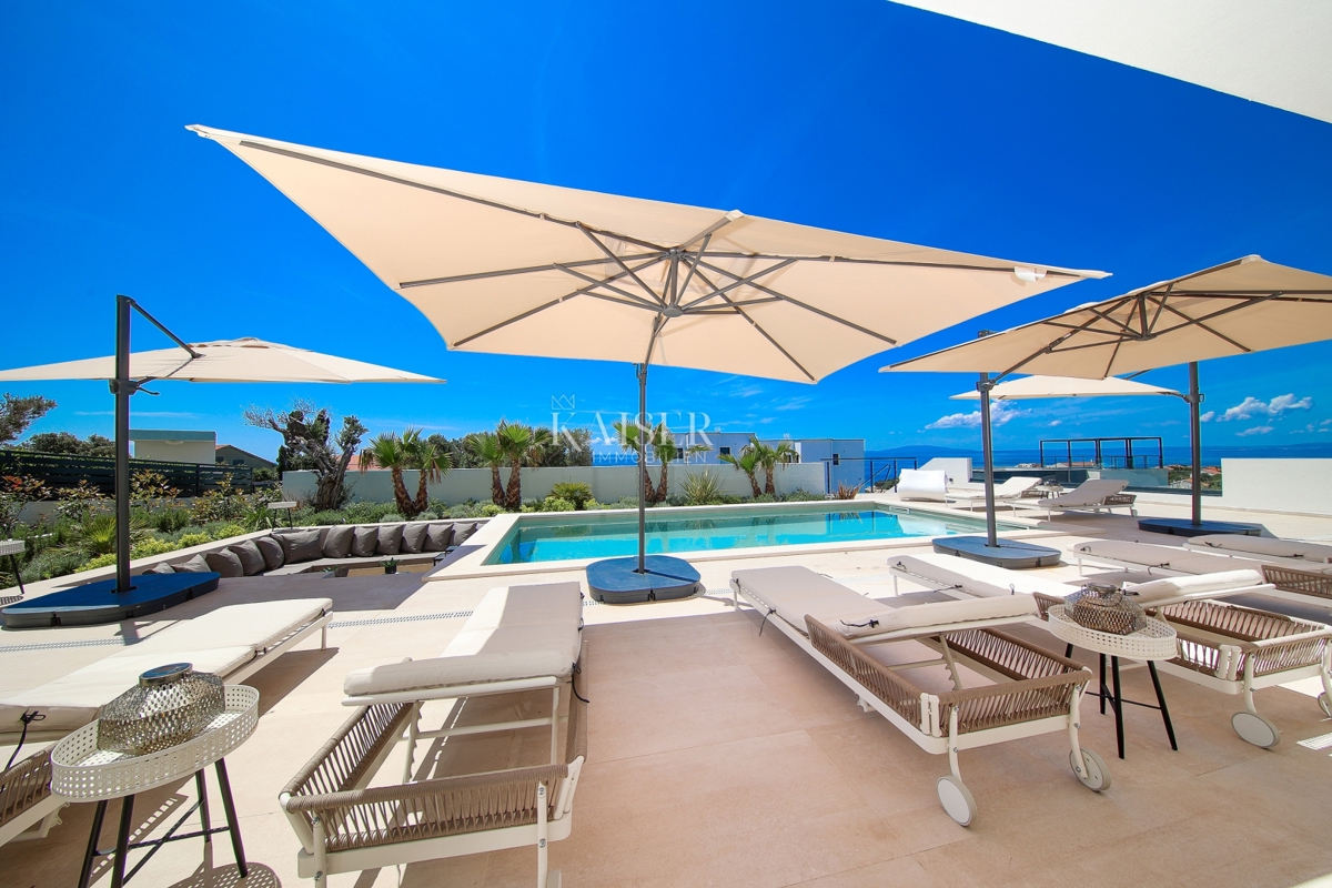 Ville Lun, Novalja, 305m2