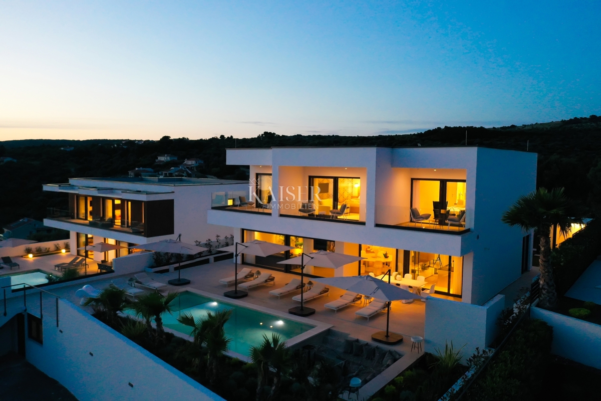 Ville Lun, Novalja, 305m2