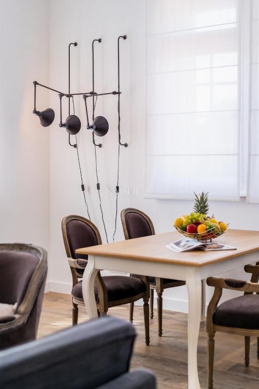 Appartamento Opatija - Centar, Opatija, 201m2