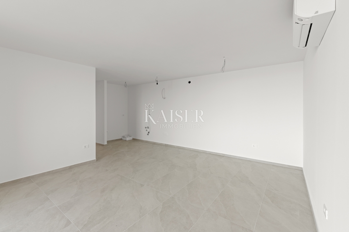 Istria, Cittanova - appartamento moderno con vista sul mare