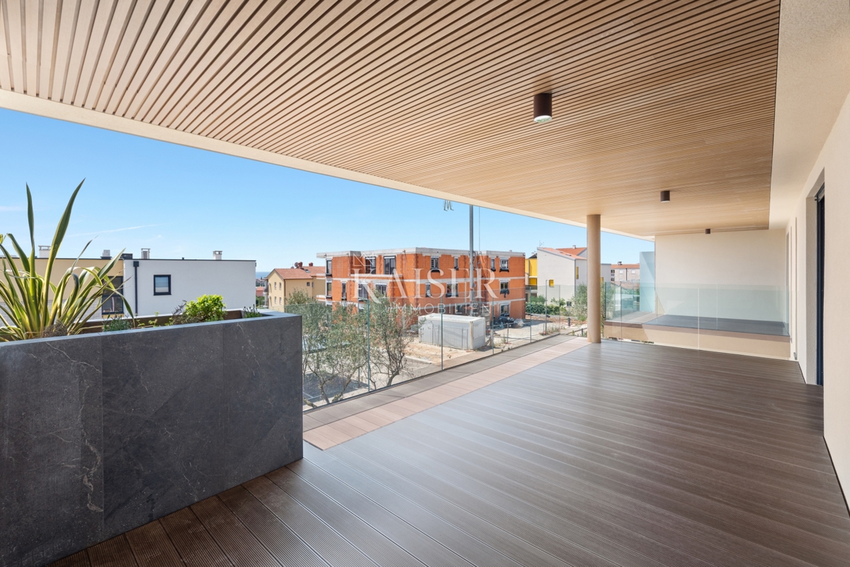 Istria, Cittanova - appartamento moderno con vista sul mare