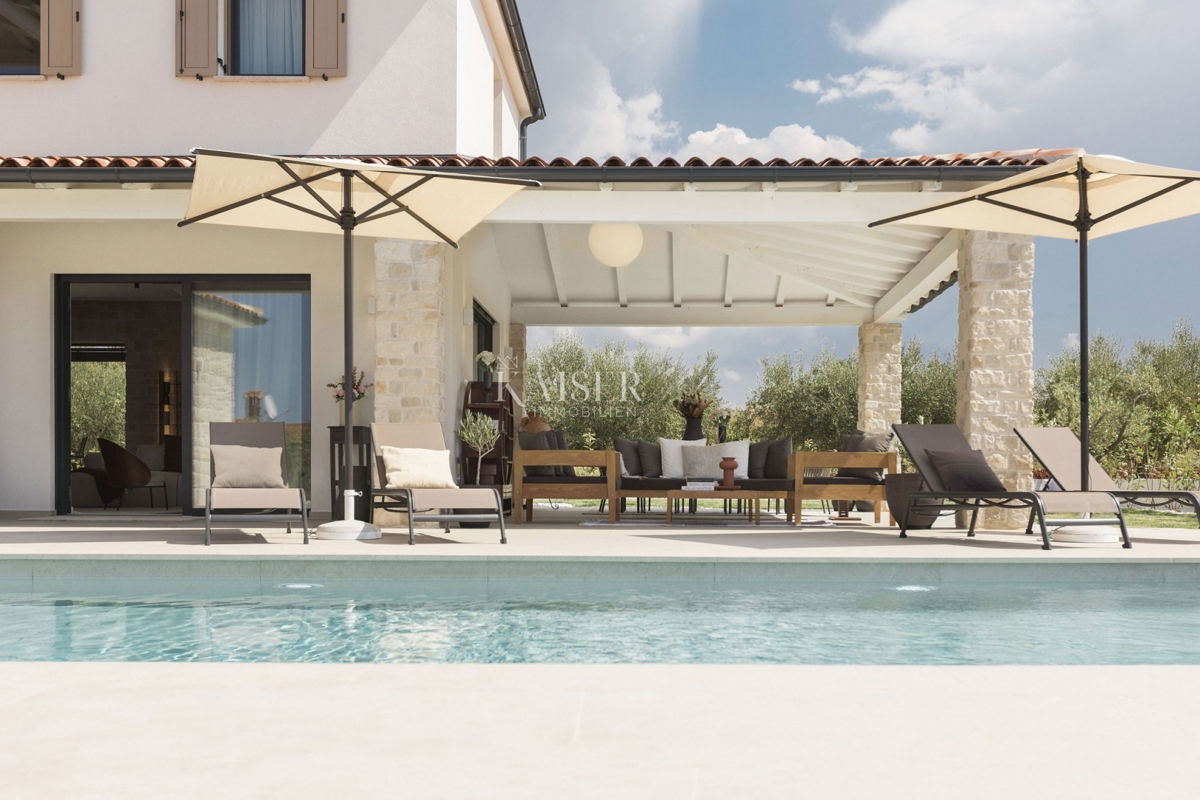 Istria - Parenzo, villa di lusso in stile mediterraneo, vista mare. 