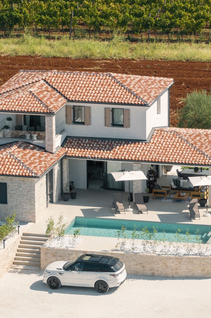 Istria - Parenzo, villa di lusso in stile mediterraneo, vista mare. 