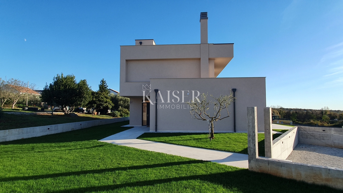Istria - Parenzo, villa di lusso con sauna e piscina, vista mare